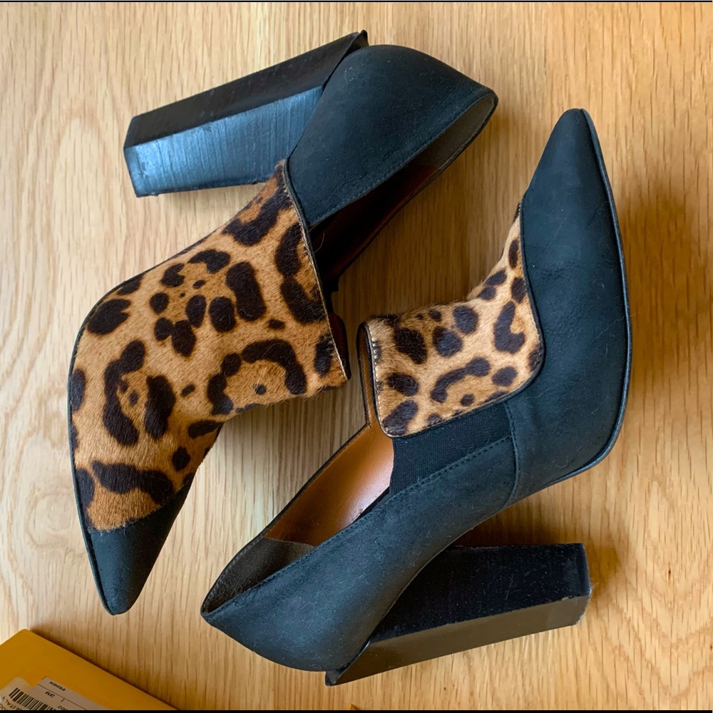 FENDI Black calf pony hair leopard accent heels